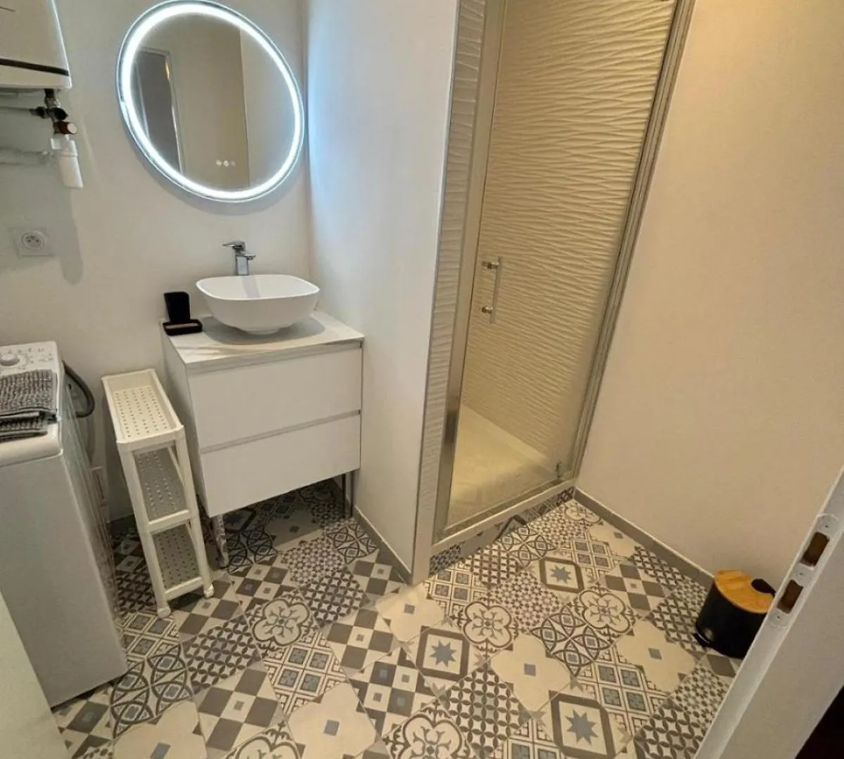 Superbe T2, Renove, Calme Apartment Villeurbanne